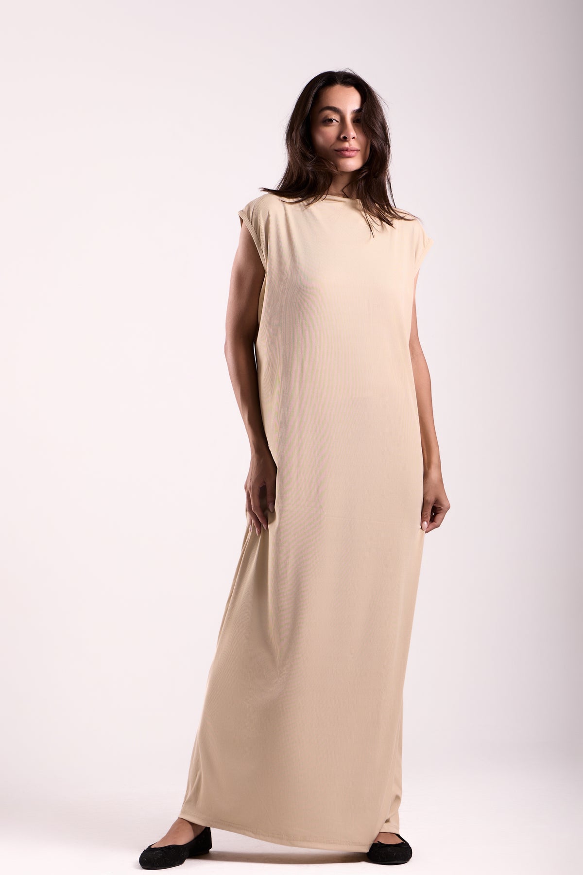 Basic Long Dress - Sleeveless Material: Derby